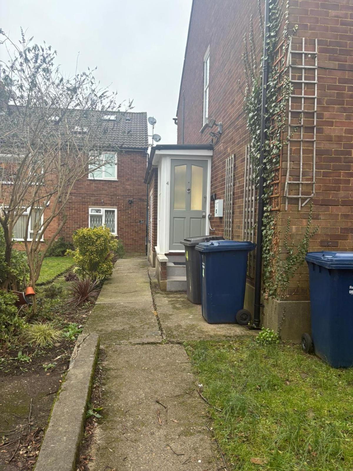 Stylish 2 Bedroom In North Finchley Apartamento